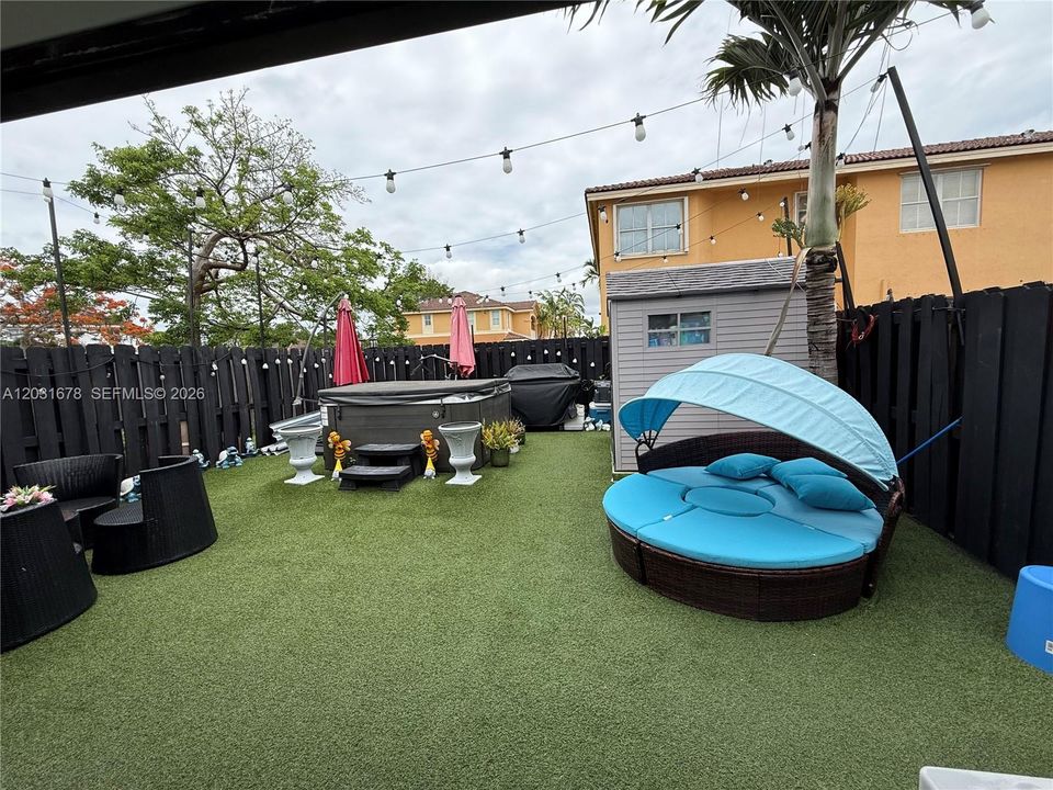 For Sale: $450,000 (3 beds, 2 baths, 1567 Square Feet)
