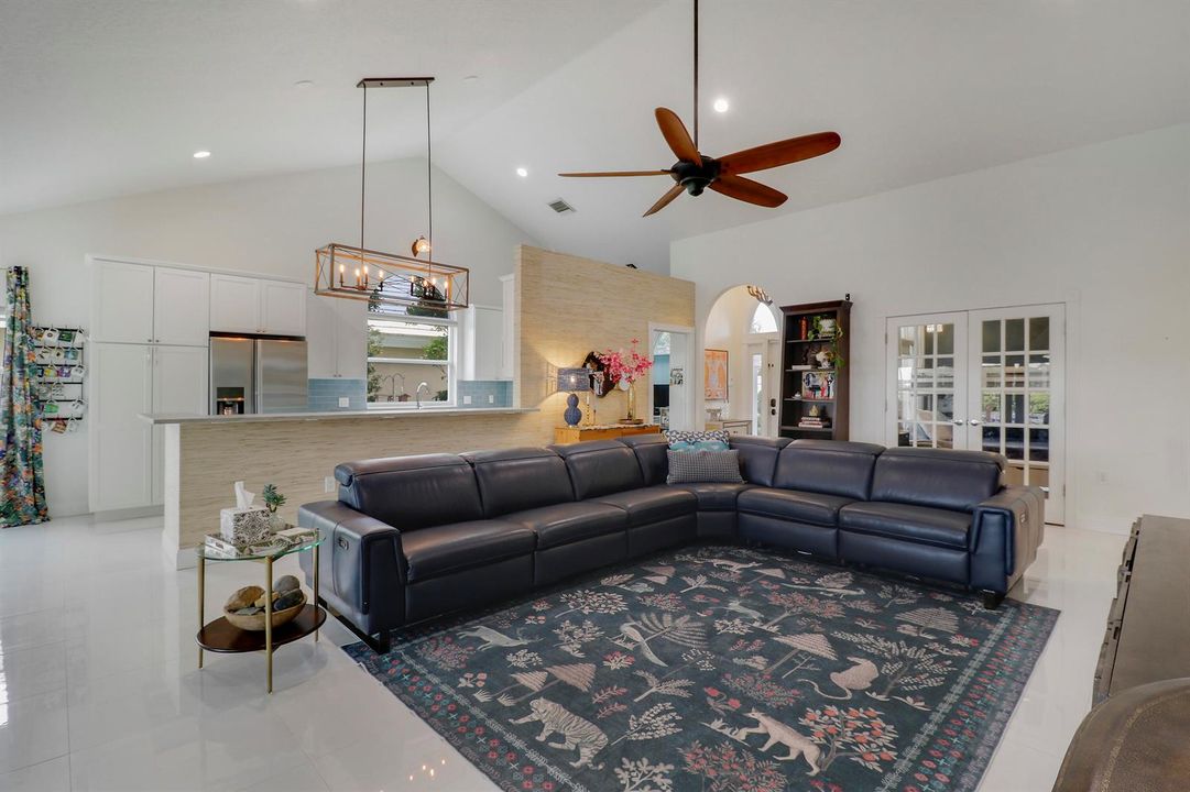 Living Room/Kitchen