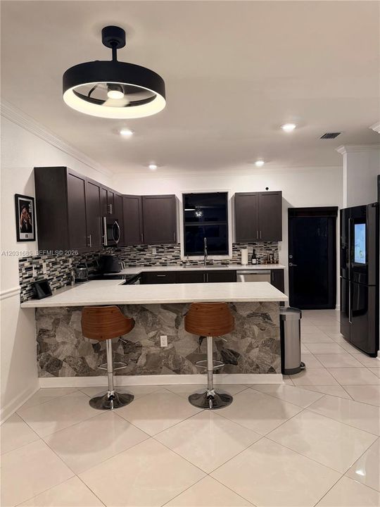 For Rent: $3,500 (3 beds, 2 baths, 1646 Square Feet)