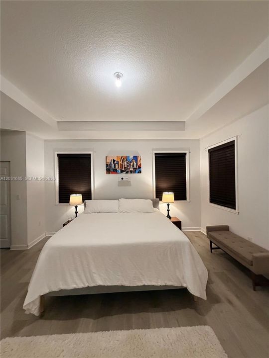 For Rent: $3,500 (3 beds, 2 baths, 1646 Square Feet)
