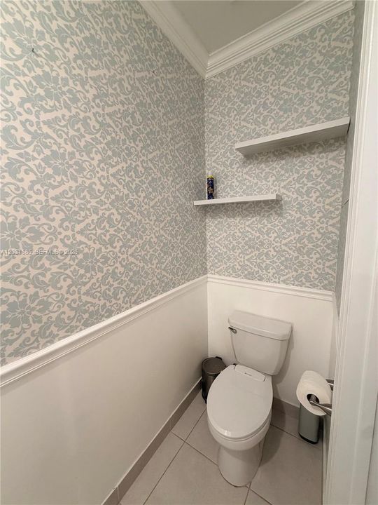 For Rent: $3,500 (3 beds, 2 baths, 1646 Square Feet)