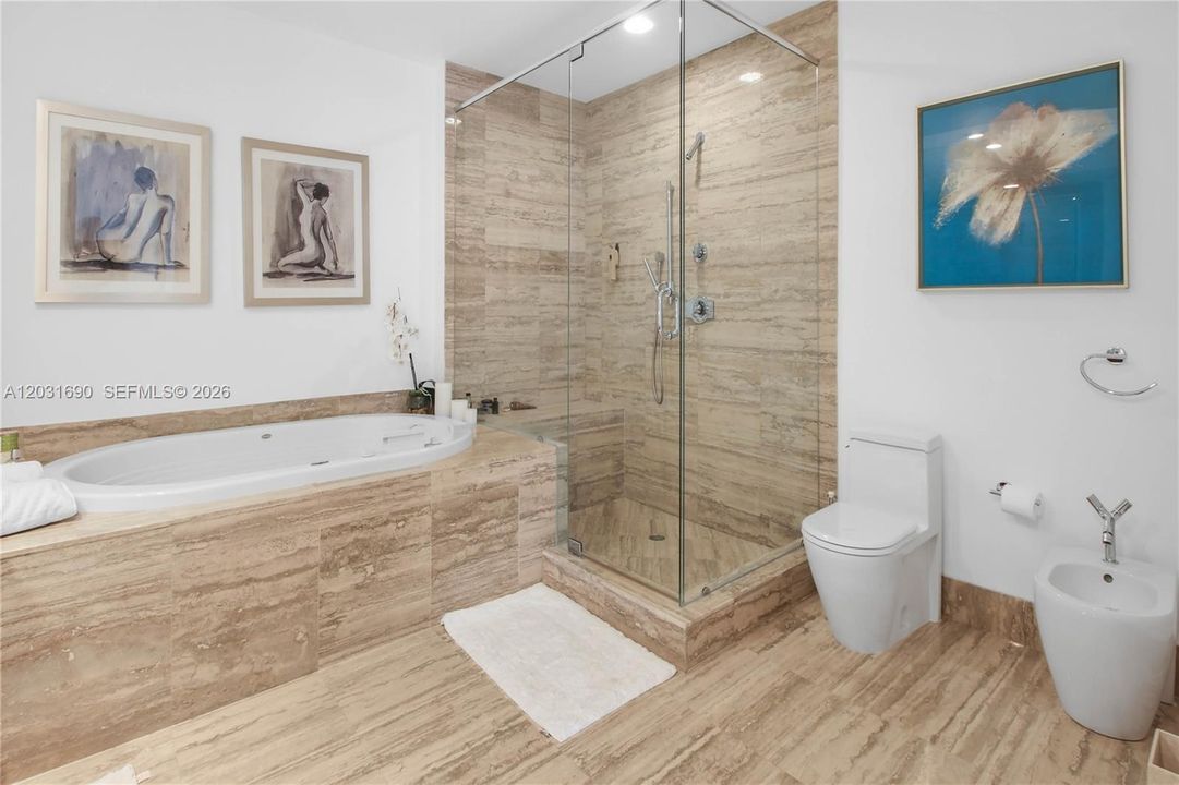 For Sale: $1,445,000 (2 beds, 2 baths, 1794 Square Feet)