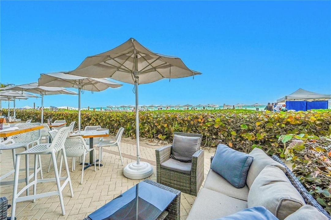 For Sale: $1,445,000 (2 beds, 2 baths, 1794 Square Feet)