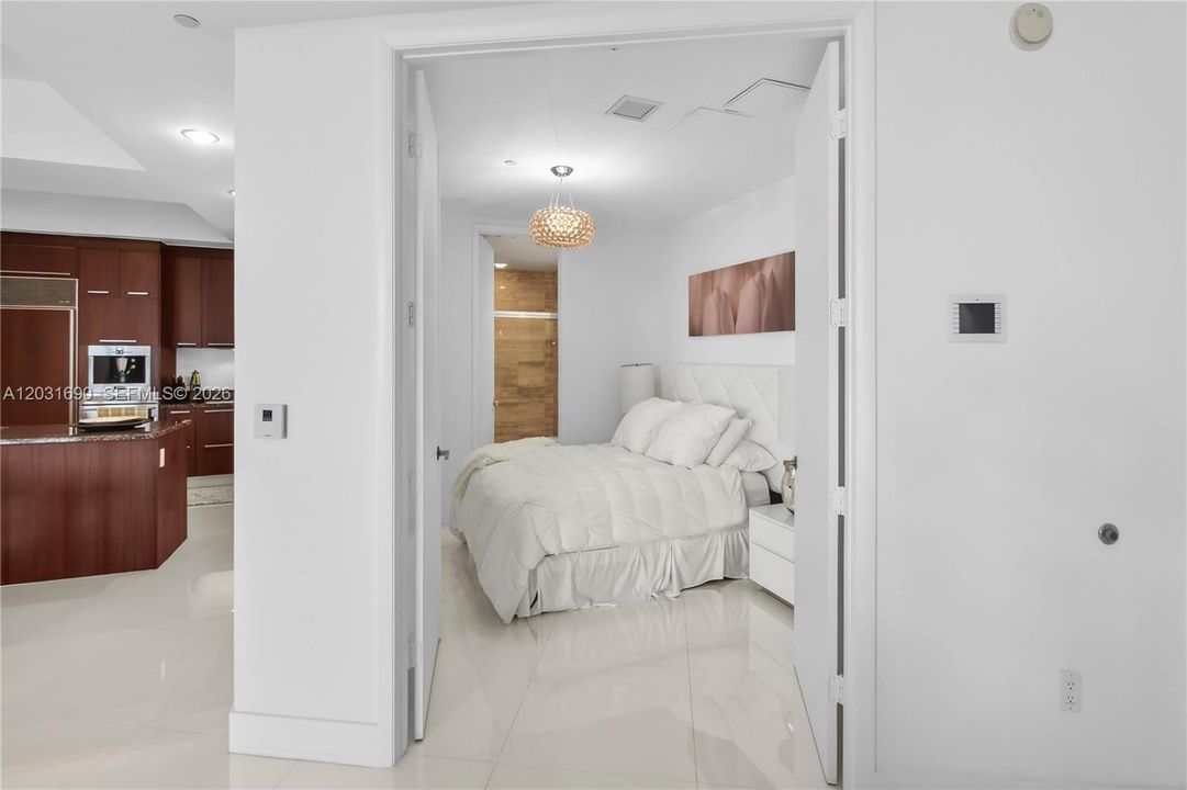For Sale: $1,445,000 (2 beds, 2 baths, 1794 Square Feet)