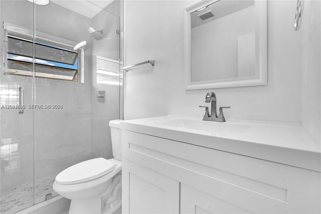 For Sale: $199,000 (1 beds, 1 baths, 544 Square Feet)