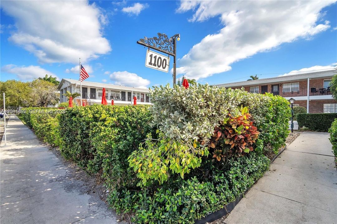 For Sale: $199,000 (1 beds, 1 baths, 544 Square Feet)