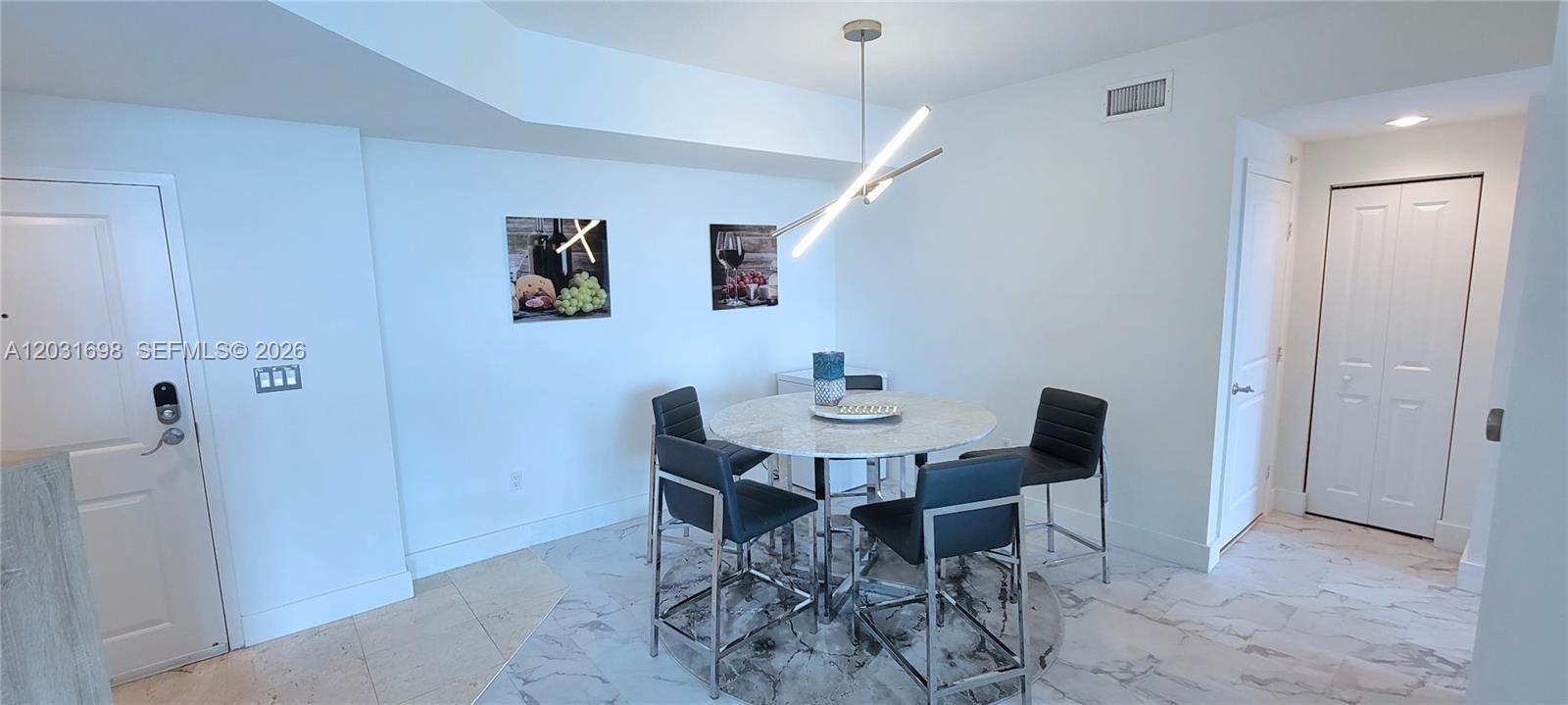 For Sale: $490,000 (2 beds, 2 baths, 1251 Square Feet)