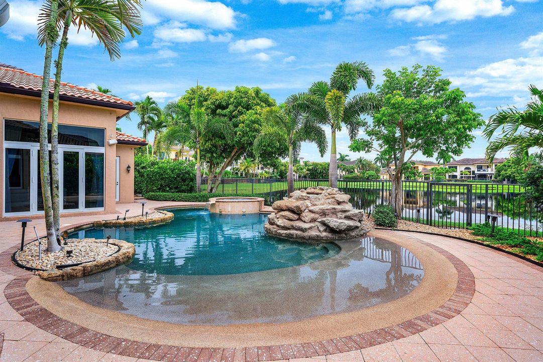 050-9588BridgebrookDrive-BocaRaton-FL-33