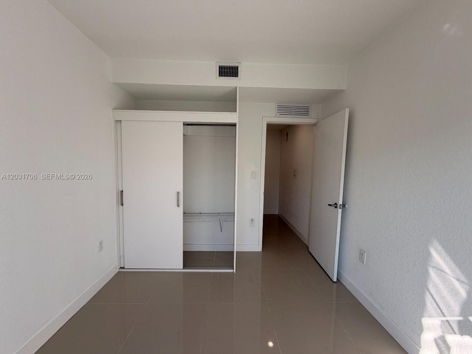 For Sale: $399,000 (4 beds, 3 baths, 1398 Square Feet)