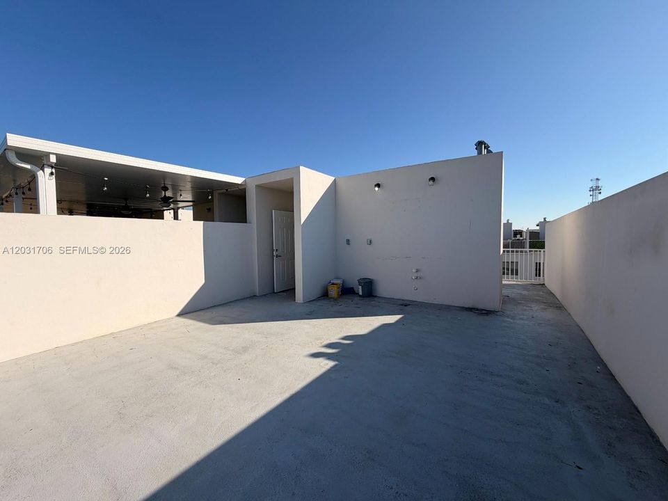 For Sale: $399,000 (4 beds, 3 baths, 1398 Square Feet)