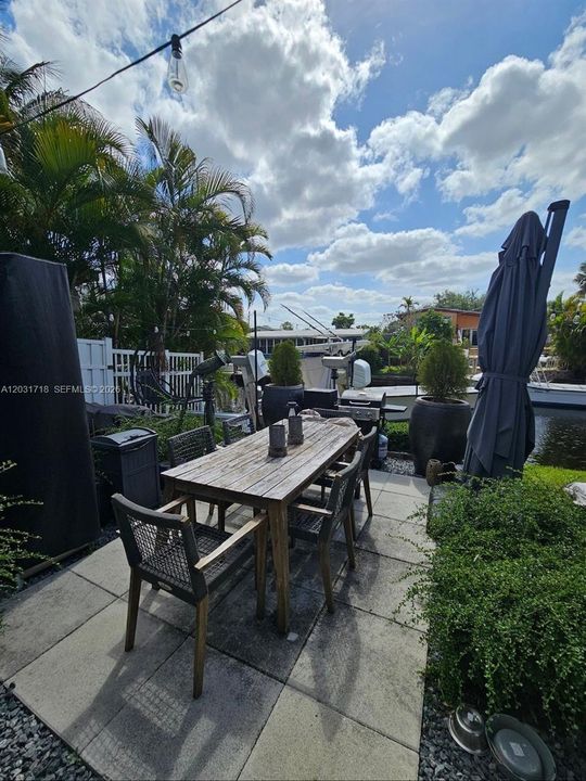 En Venta: $1,175,000 (3 camas, 2 baños, 1450 Pies cuadrados)