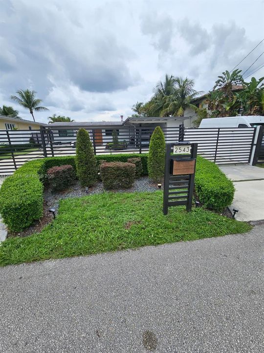 En Venta: $1,175,000 (3 camas, 2 baños, 1450 Pies cuadrados)