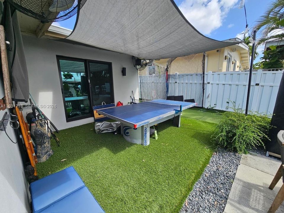En Venta: $1,175,000 (3 camas, 2 baños, 1450 Pies cuadrados)