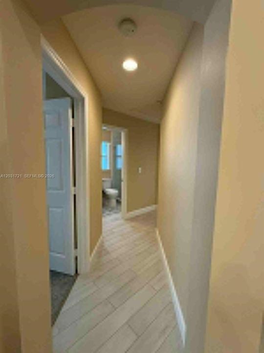 En Venta: $429,000 (3 camas, 2 baños, 1562 Pies cuadrados)