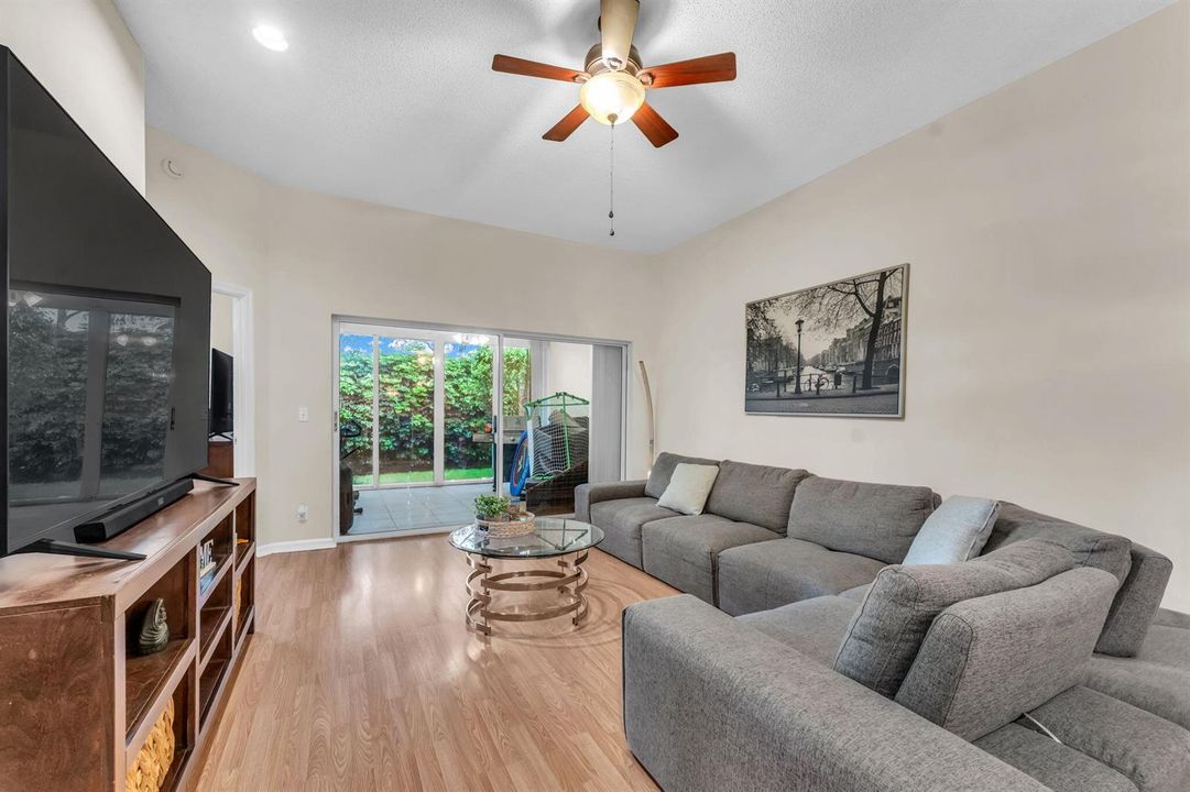 8-web-or-mls-DON01064