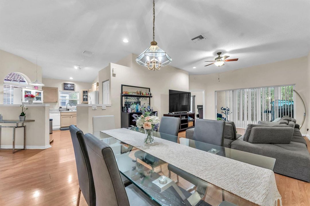 7-web-or-mls-DON01059