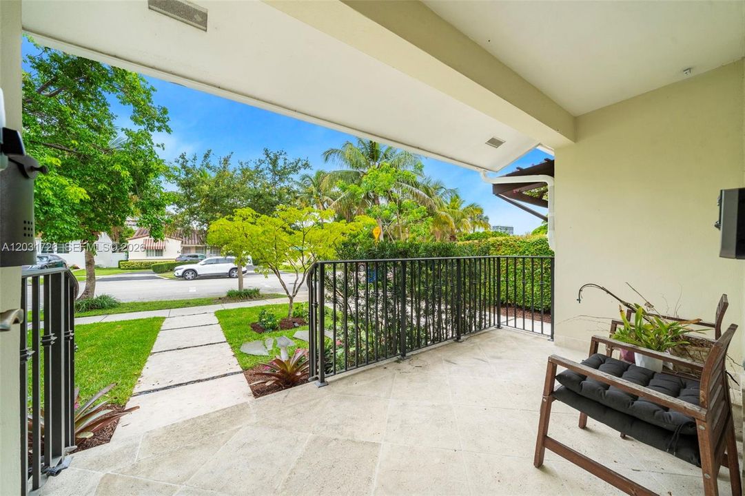 For Sale: $1,090,000 (3 beds, 1 baths, 1504 Square Feet)