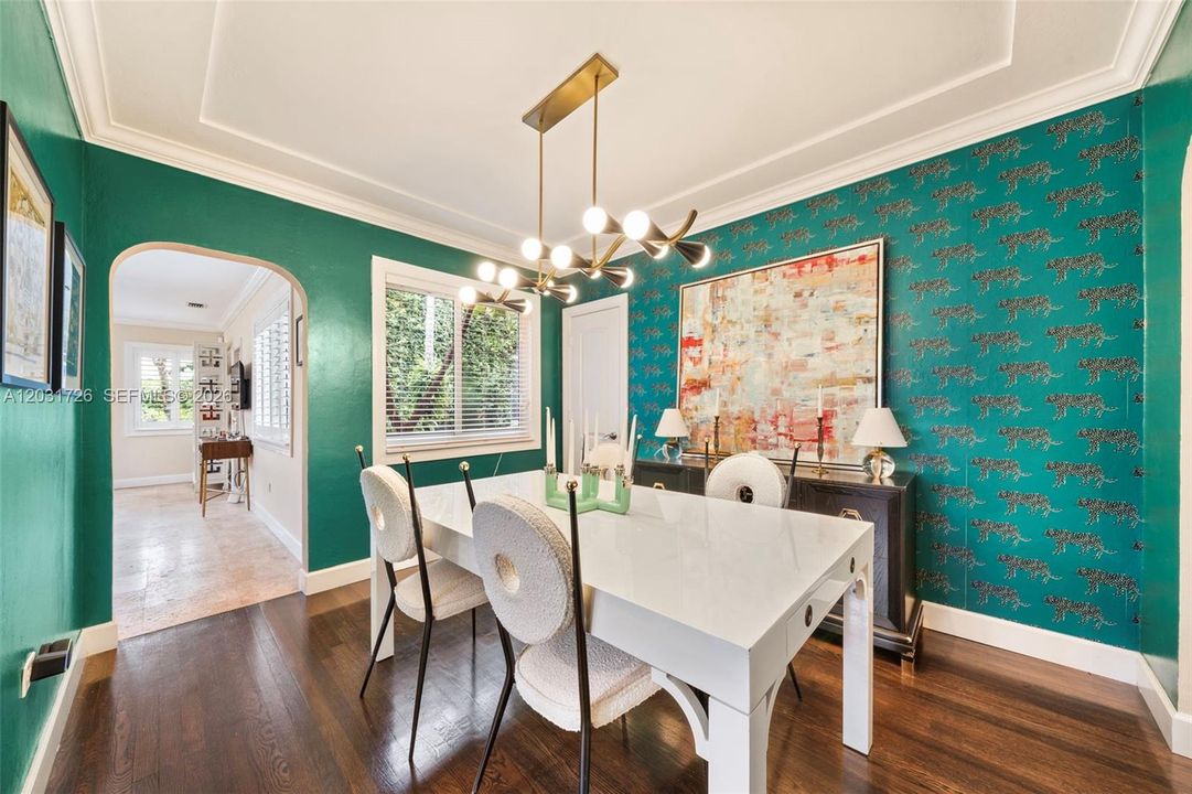 For Sale: $1,090,000 (3 beds, 1 baths, 1504 Square Feet)