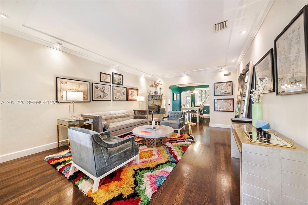 For Sale: $1,090,000 (3 beds, 1 baths, 1504 Square Feet)