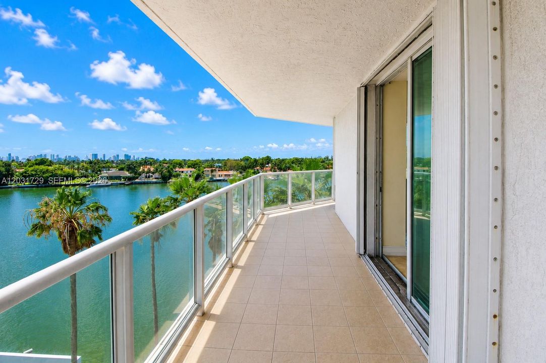 For Sale: $784,900 (3 beds, 2 baths, 1390 Square Feet)