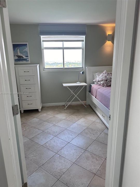 For Rent: $3,450 (2 beds, 2 baths, 908 Square Feet)
