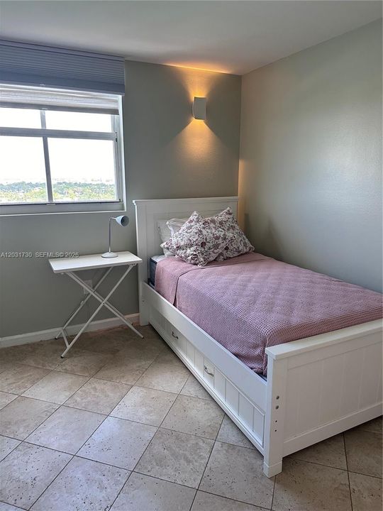 For Rent: $3,450 (2 beds, 2 baths, 908 Square Feet)
