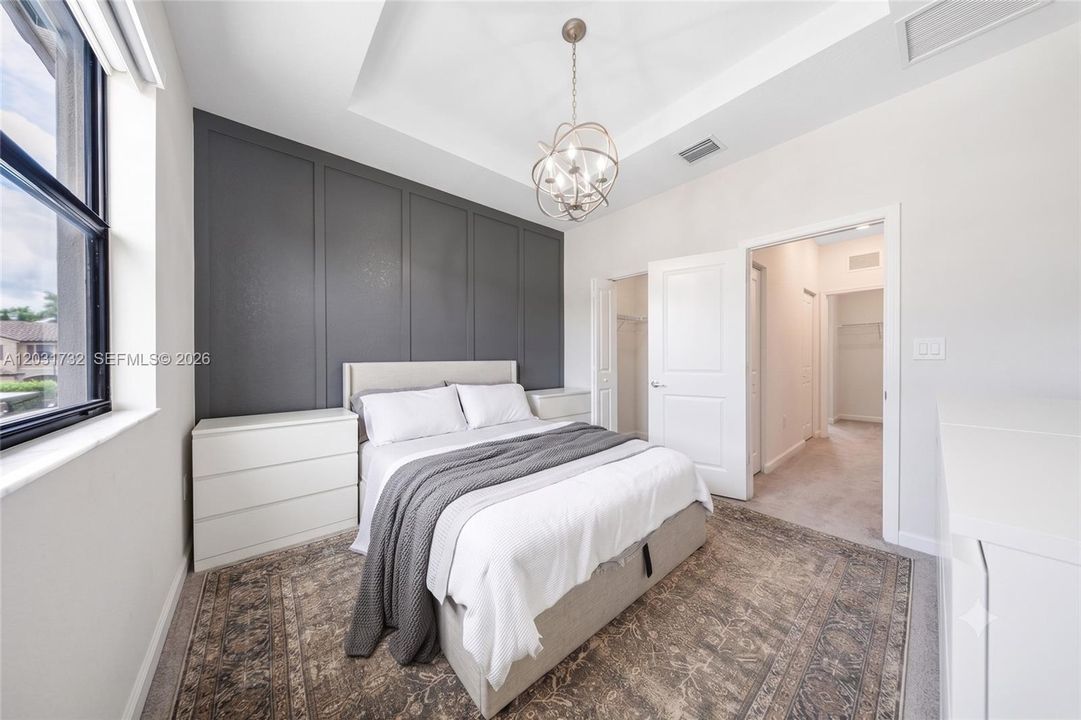 For Sale: $379,000 (3 beds, 3 baths, 1326 Square Feet)