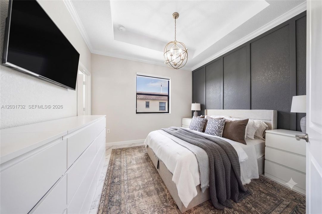 For Sale: $379,000 (3 beds, 3 baths, 1326 Square Feet)