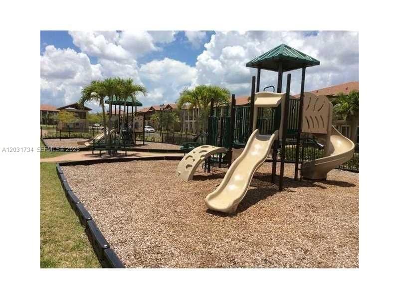 En Renta: $2,900 (3 camas, 2 baños, 1318 Pies cuadrados)
