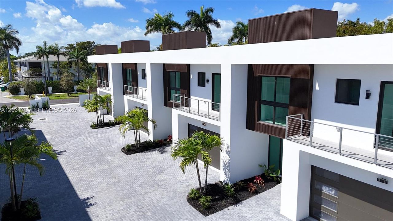 На продажу: $899,000 (3 спален, 2 ванн, 2040 Квадратных фут)