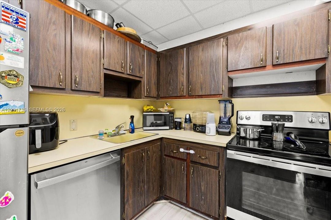 For Sale: $199,000 (1 beds, 1 baths, 0 Square Feet)