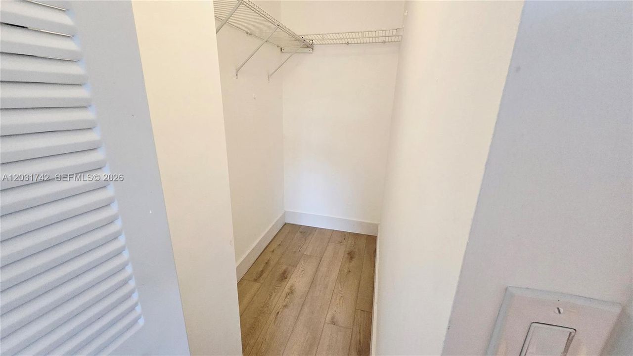 Под контрактом: $2,650 (3 спален, 2 ванн, 1150 Квадратных фут)