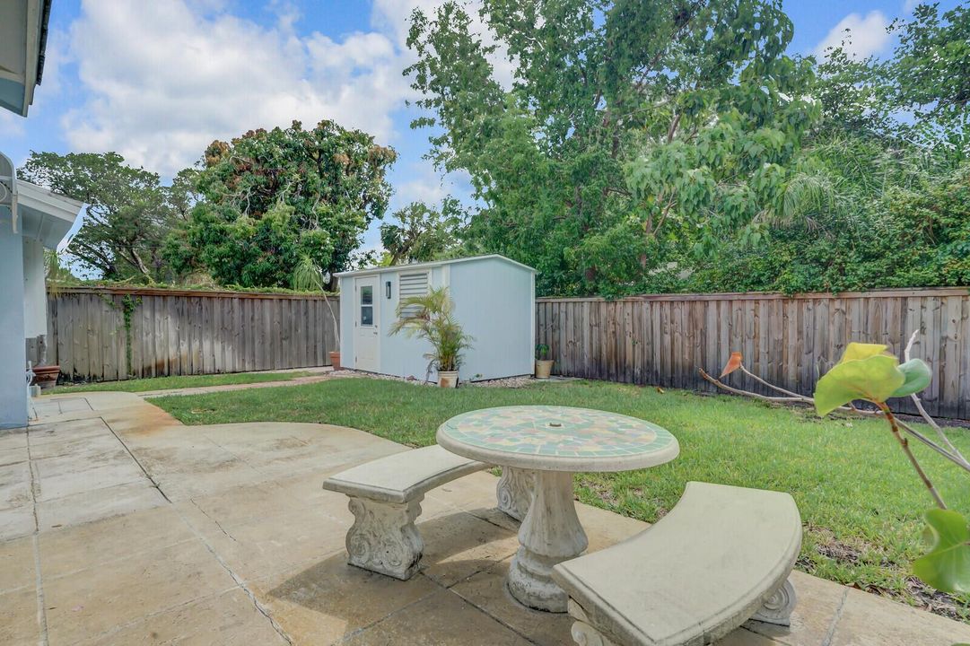 3410 Poinsettia Ave (31)