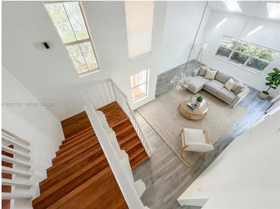 For Rent: $4,450 (3 beds, 2 baths, 1919 Square Feet)