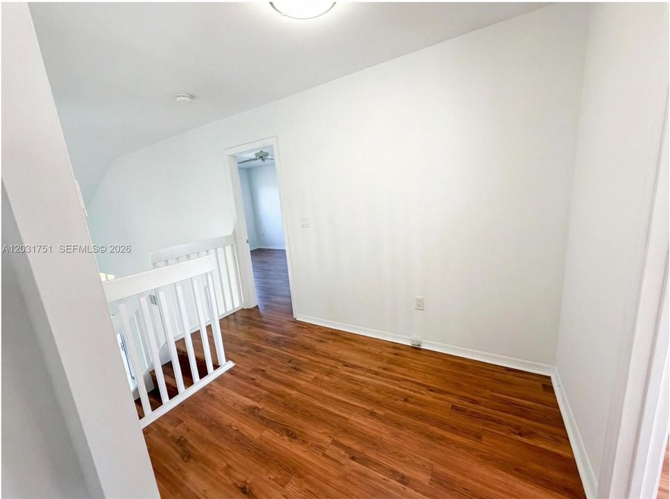 For Rent: $4,450 (3 beds, 2 baths, 1919 Square Feet)
