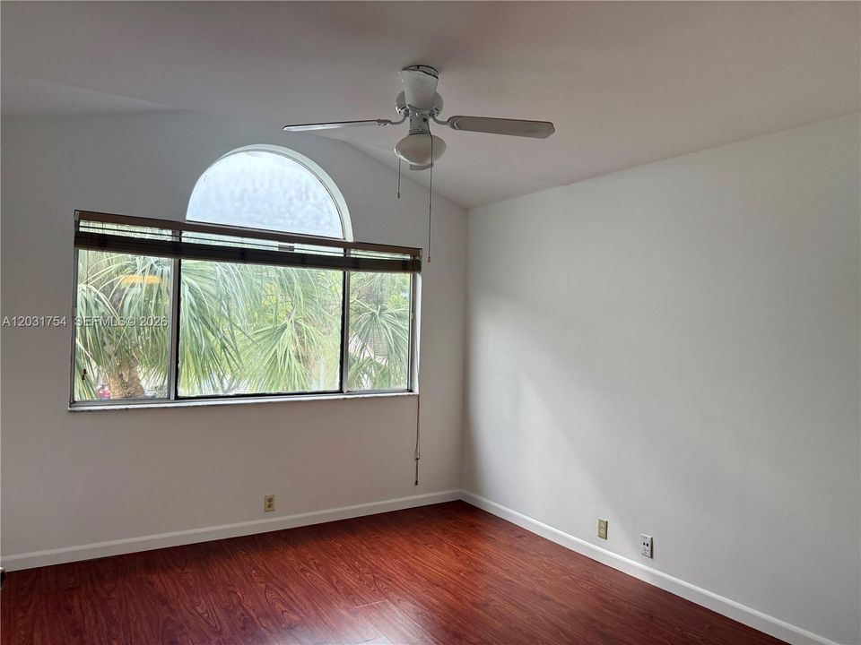 For Rent: $2,500 (2 beds, 2 baths, 1312 Square Feet)