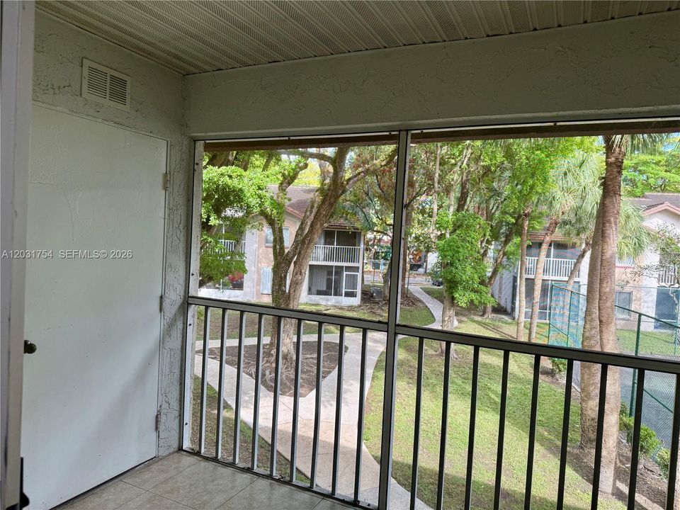 For Rent: $2,500 (2 beds, 2 baths, 1312 Square Feet)