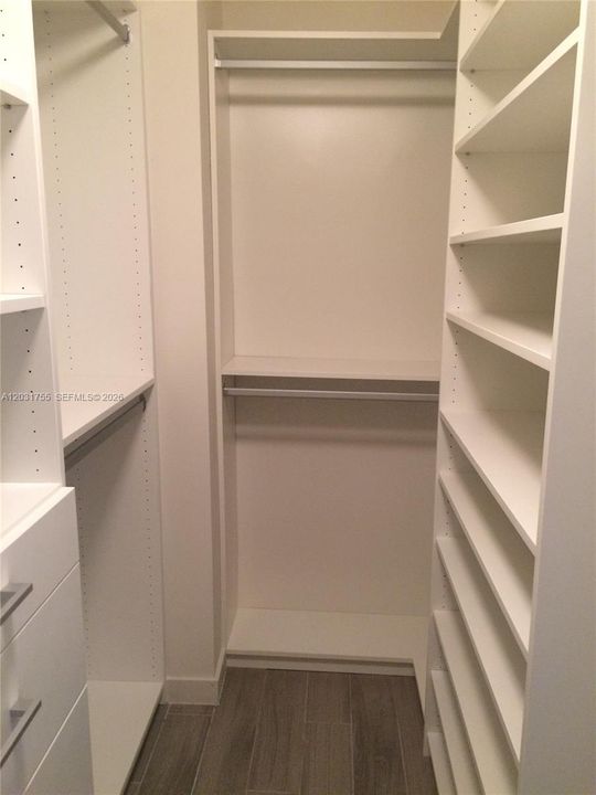 For Rent: $5,200 (3 beds, 2 baths, 1438 Square Feet)