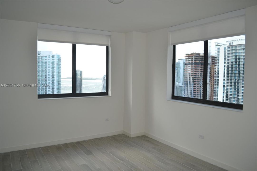 For Rent: $5,200 (3 beds, 2 baths, 1438 Square Feet)