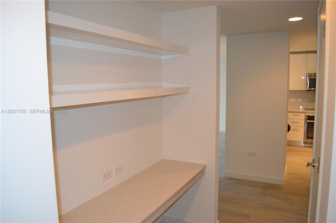 For Rent: $5,200 (3 beds, 2 baths, 1438 Square Feet)