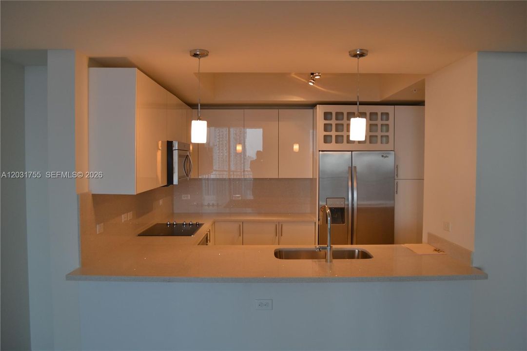 For Rent: $5,200 (3 beds, 2 baths, 1438 Square Feet)