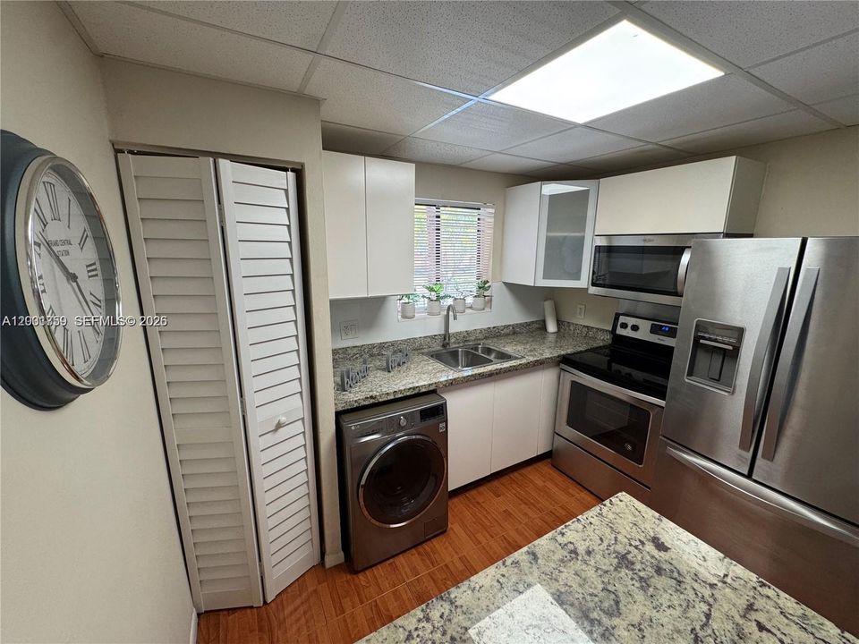En Venta: $223,999 (2 camas, 2 baños, 963 Pies cuadrados)