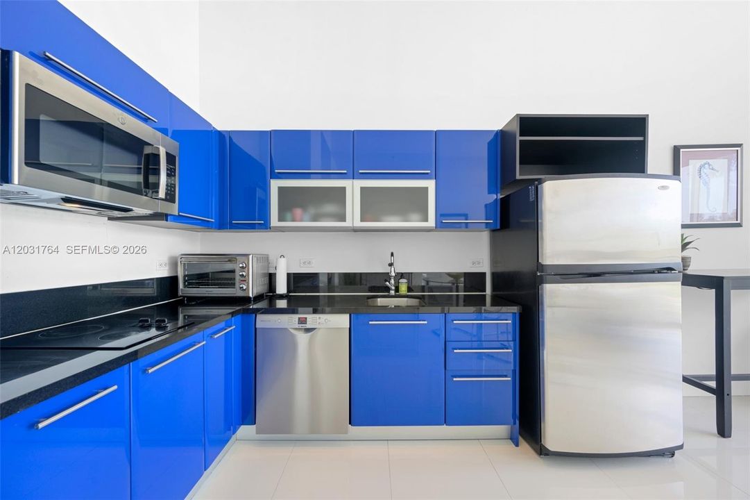 For Rent: $2,350 (0 beds, 1 baths, 506 Square Feet)