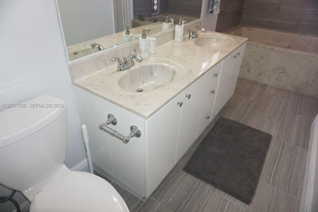 For Rent: $3,800 (3 beds, 2 baths, 1508 Square Feet)