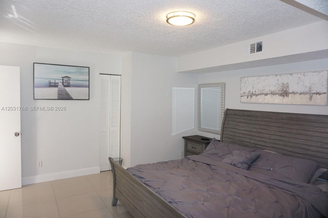 For Rent: $3,800 (3 beds, 2 baths, 1508 Square Feet)