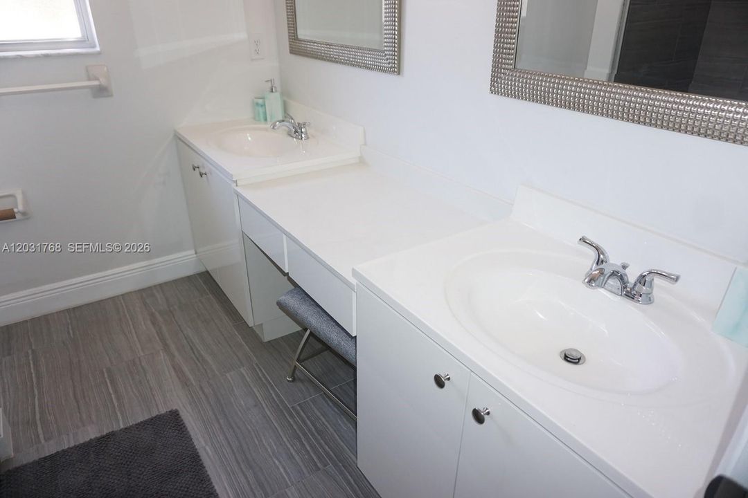 For Rent: $3,800 (3 beds, 2 baths, 1508 Square Feet)