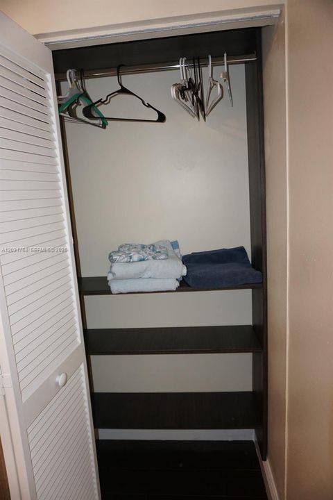 For Rent: $3,800 (3 beds, 2 baths, 1508 Square Feet)