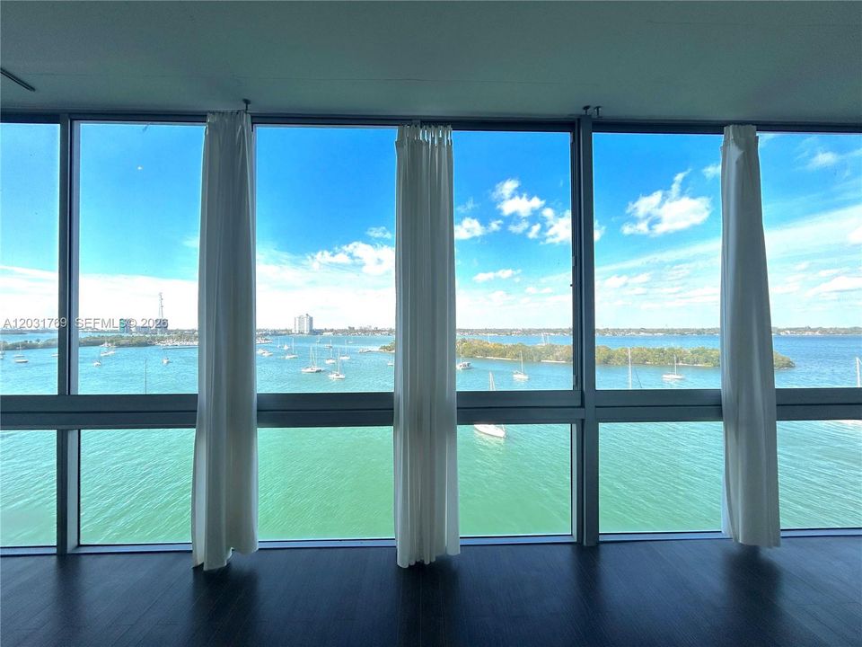 For Rent: $5,900 (2 beds, 2 baths, 1804 Square Feet)