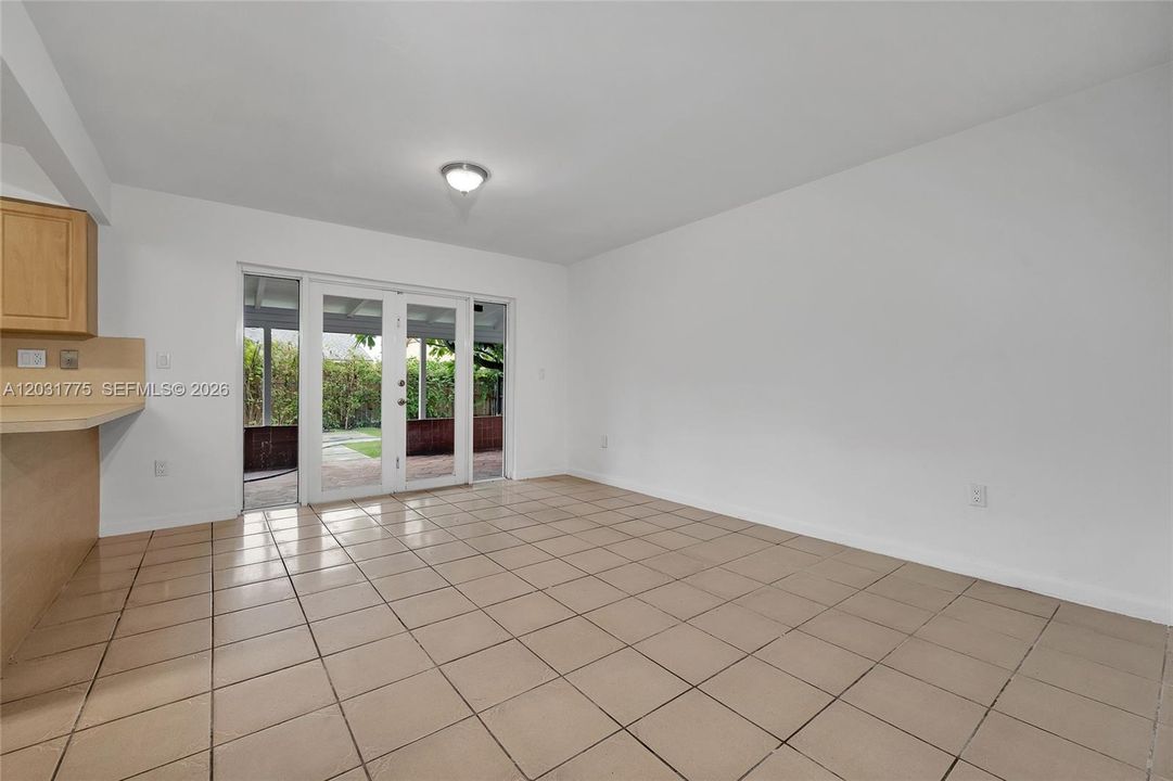For Sale: $564,000 (3 beds, 2 baths, 1338 Square Feet)