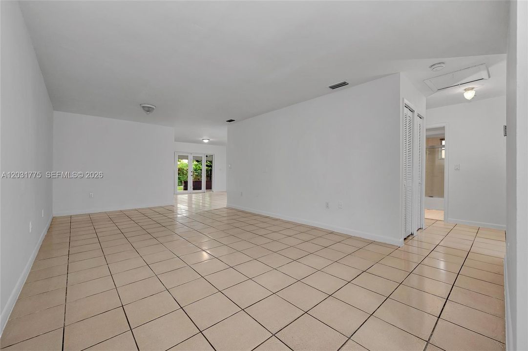 For Sale: $564,000 (3 beds, 2 baths, 1338 Square Feet)